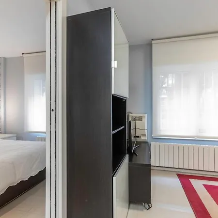 Apartamento En Centro De Bilbao, Deusto アパート ビルバオ