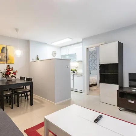 Apartamento En Centro De Bilbao, Deusto Апартаменты Бильбао