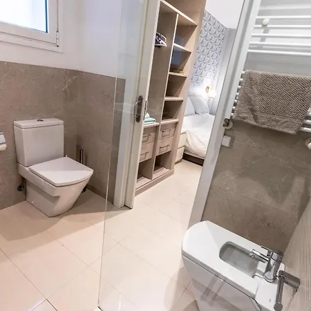 Апартаменты Apartamento En Centro De Bilbao, Deusto Бильбао